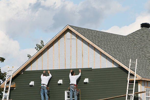 Professional Emergency Siding Repair technician working in Fresno, TX